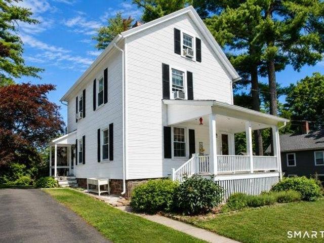 House for sale in Simsbury, Connecticut