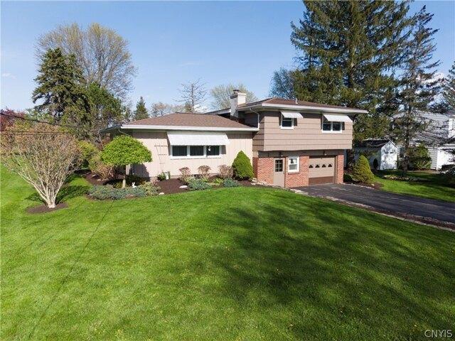House for sale in Skaneateles, New York