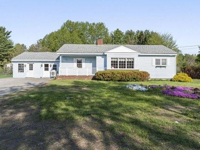 House for sale in Skowhegan, Maine