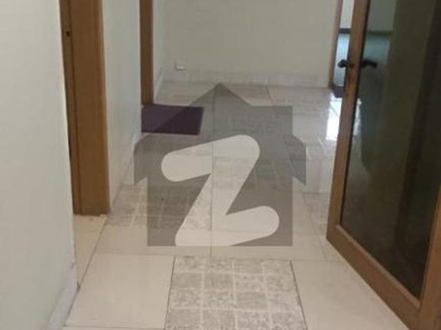 Apartment for rent in Clifton, North Waziristan