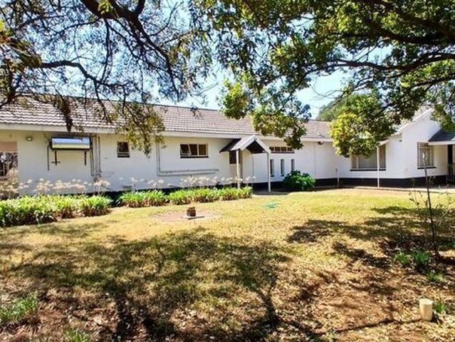 House for rent in Waterkloof, Gauteng