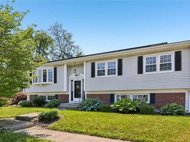 House for sale in Smithfield, Rhode Island