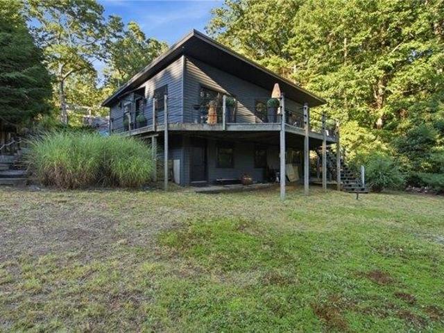 House for sale in Greenville, Smithfield