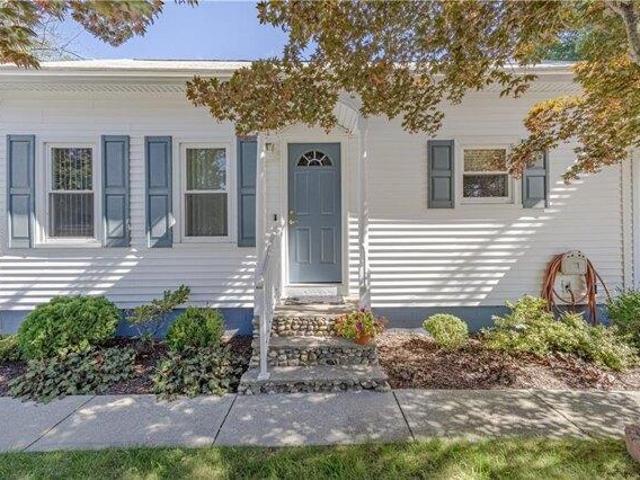 House for sale in Harmony, Glocester