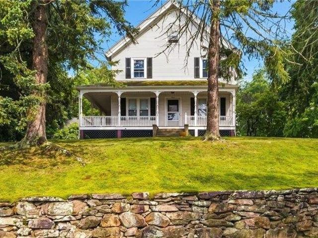 House for sale in Smithfield, Rhode Island