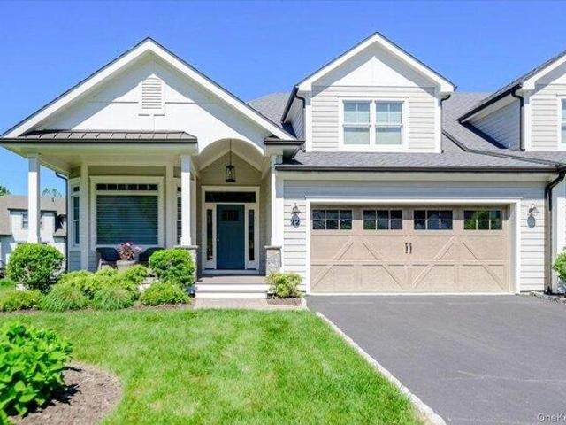 Condo for sale in Amawalk, New York