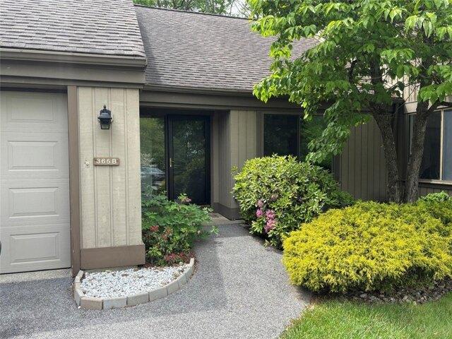 Condo for sale in Somers, Heritage Hills
