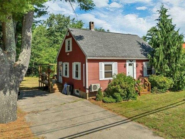House for sale in Somersworth, Strafford County
