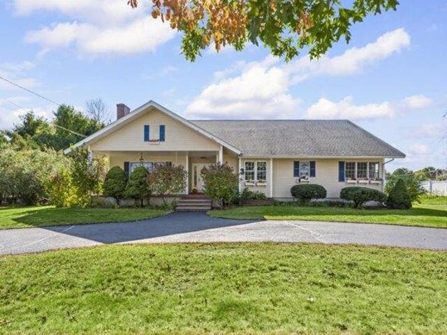 House for sale in Somersworth, Strafford County