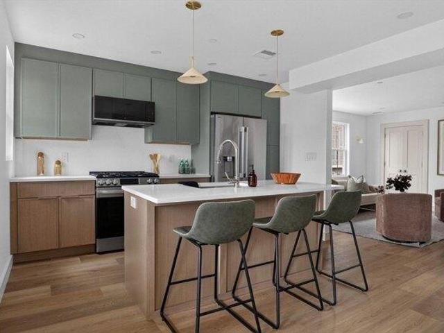 Condo for sale in Winter Hill, Somerville, Massachusetts, Somerville