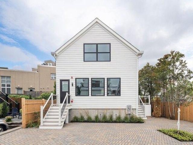 Condo for sale in East Somerville, Somerville