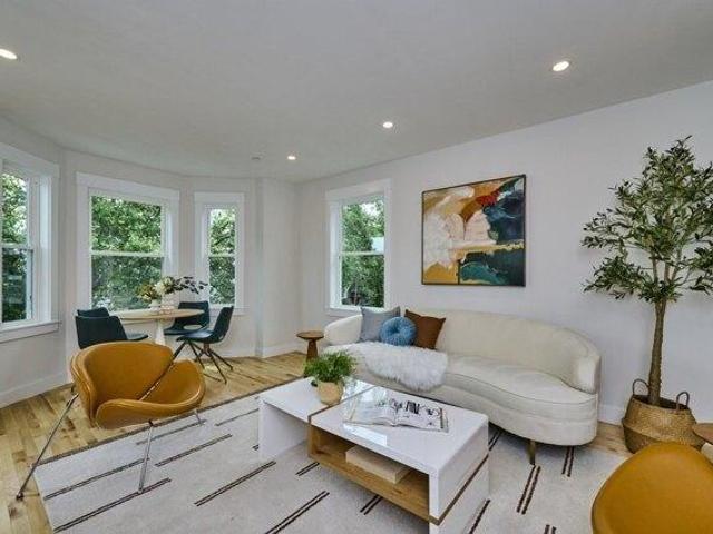 Condo for sale in East Somerville, Somerville