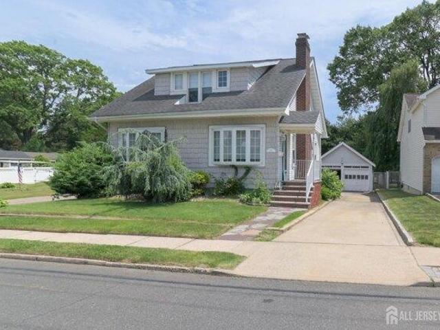 House for sale in South Amboy, New Jersey