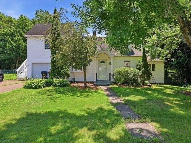 House for sale in South Hadley, Massachusetts