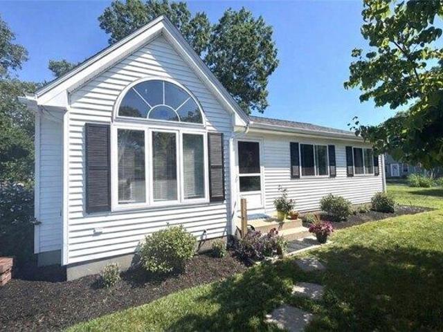 House for sale in Wakefield, Rhode Island