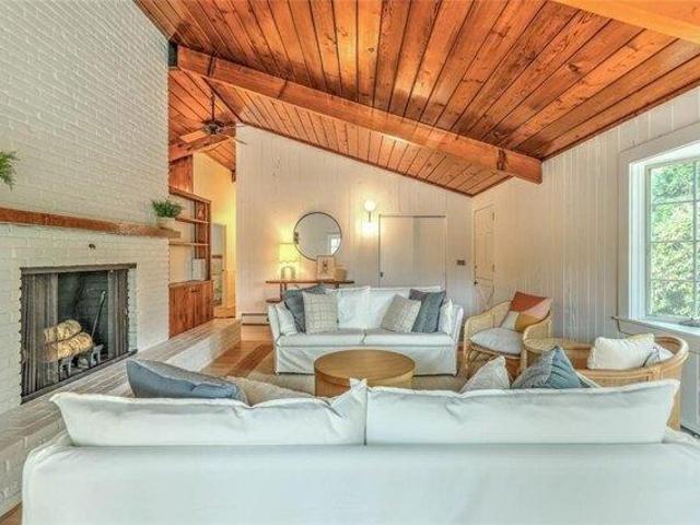 House for sale in Wakefield, Rhode Island