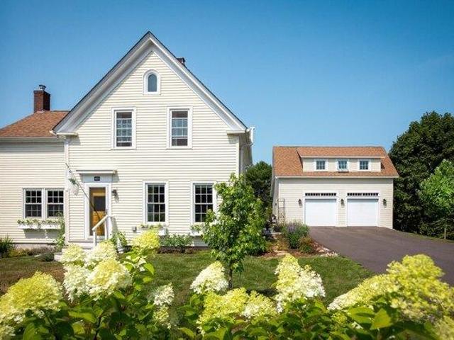 House for sale in Spruce Head, South Thomaston