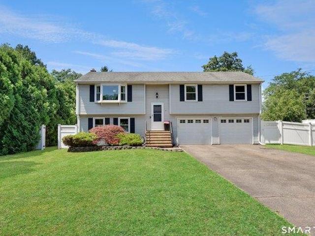 House for sale in South Windsor, Connecticut