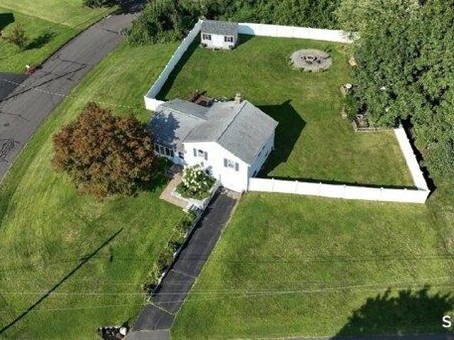 House for sale in South Windsor, Connecticut