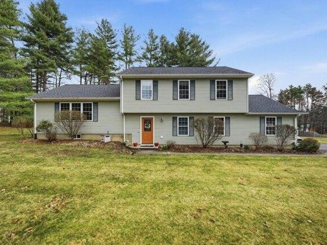 House for sale in Southampton, Massachusetts