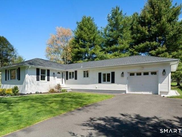 House for sale in Southbury, Connecticut