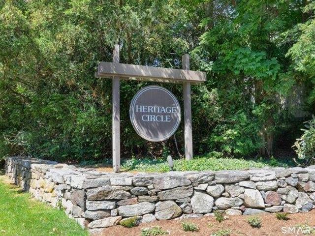 Condo for sale in Southbury, Connecticut