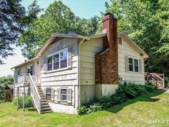 House for sale in Southbury, Connecticut
