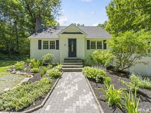 House for sale in Southbury, Connecticut