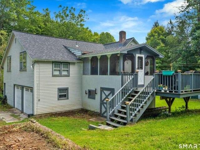 House for sale in Southbury, Connecticut
