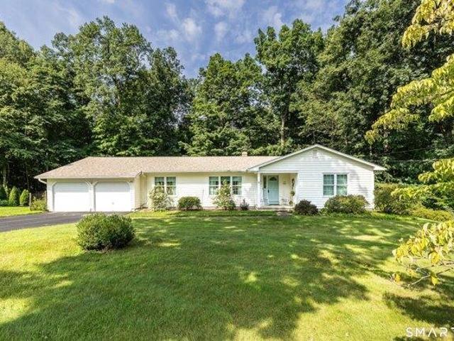 House for sale in Southbury, Connecticut