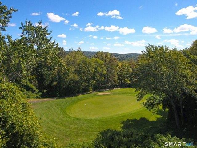 Condo for sale in Southbury, Connecticut