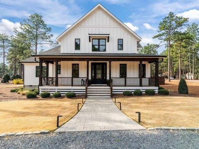 House for sale in Southern Pines, North Carolina
