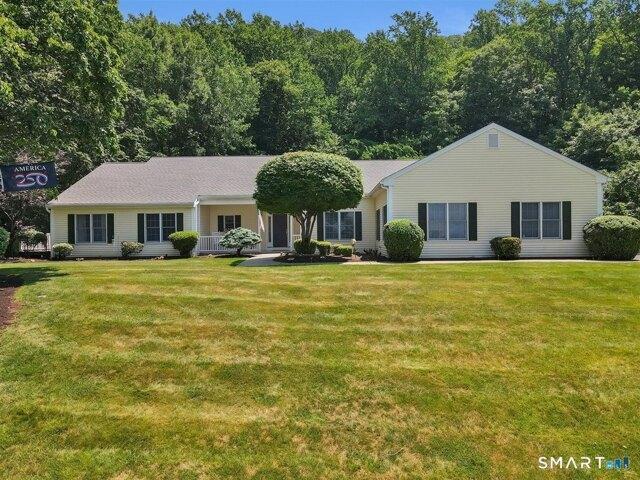 House for sale in Southington, Connecticut