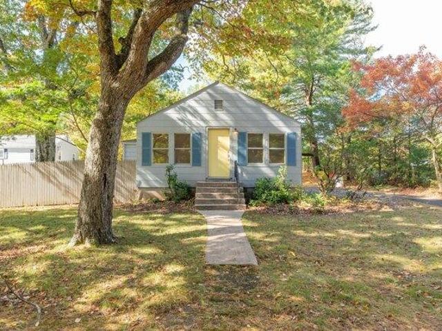 House for sale in Southington, Connecticut