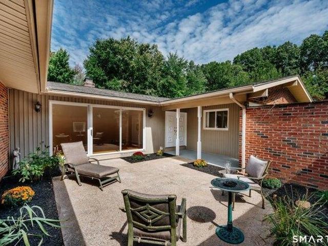 House for sale in Southington, Capitol Planning Region