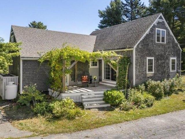 House for sale in East Side, Southport