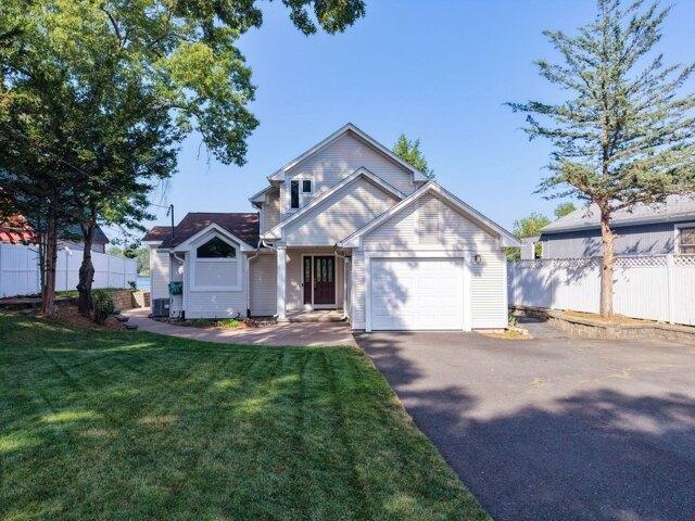 House for sale in Hampden, Massachusetts