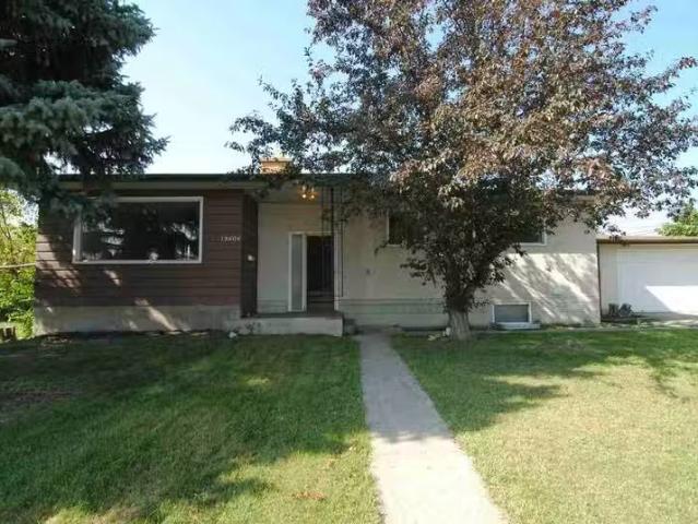 Condo for rent in Wedgewood, Alberta