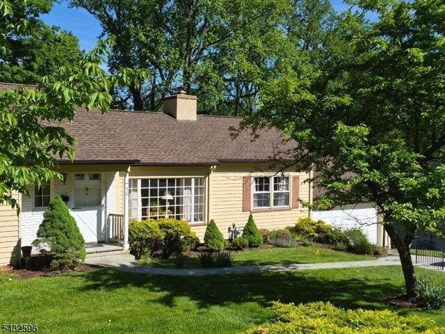 House for sale in Sparta, New Jersey