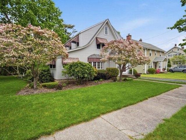 House for sale in Hampden, Massachusetts
