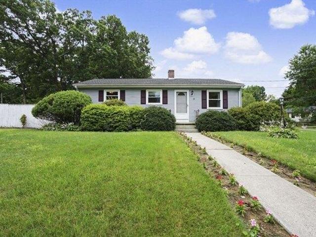 House for sale in Hampden, Massachusetts