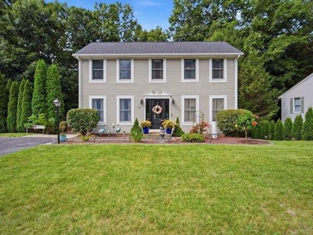 House for sale in Hampden, Massachusetts