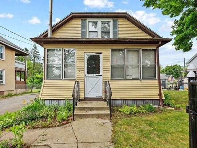 House for sale in Hampden, Massachusetts