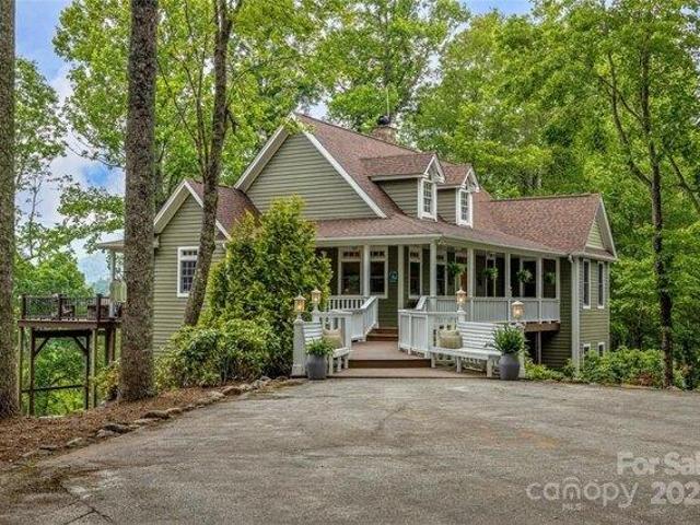 House for sale in Spruce Pine, North Carolina