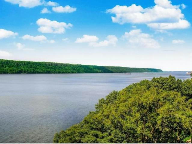Apartment for sale in The Bronx, Arverne