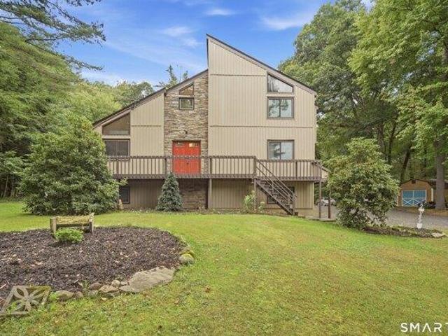 House for sale in Lake View Terrace, Stafford