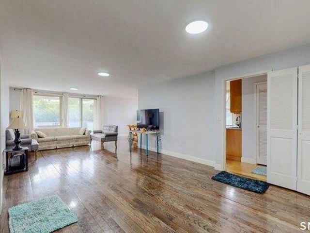 Condo for sale in Cos Cob, Connecticut