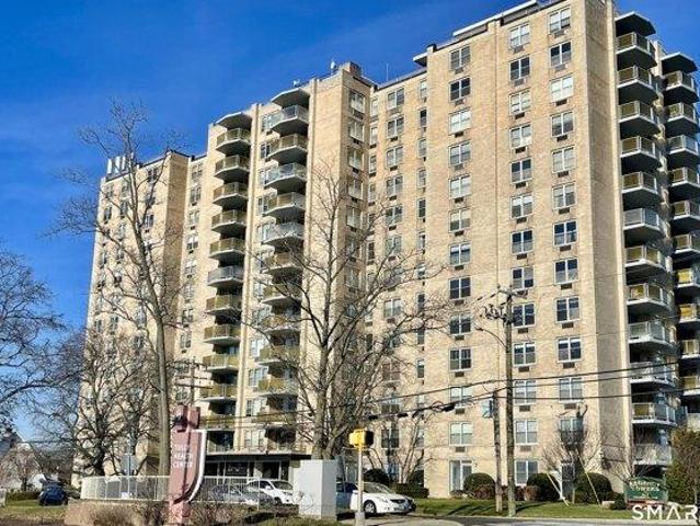 Condo for sale in Cos Cob, Connecticut