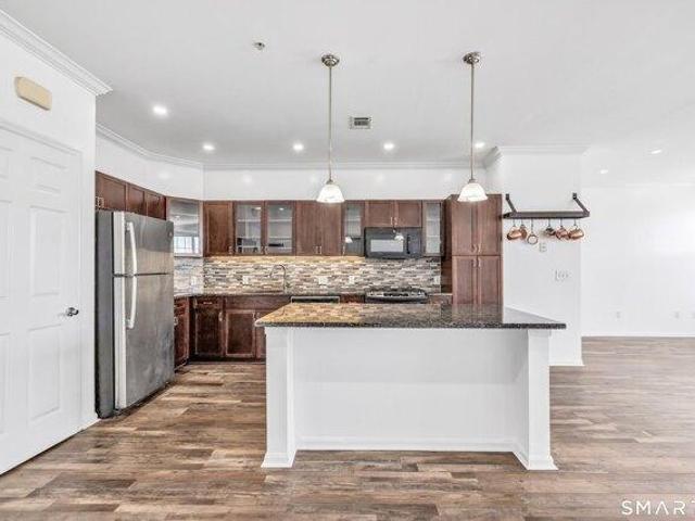 Condo for sale in Stamford, Western Connecticut Planning Region