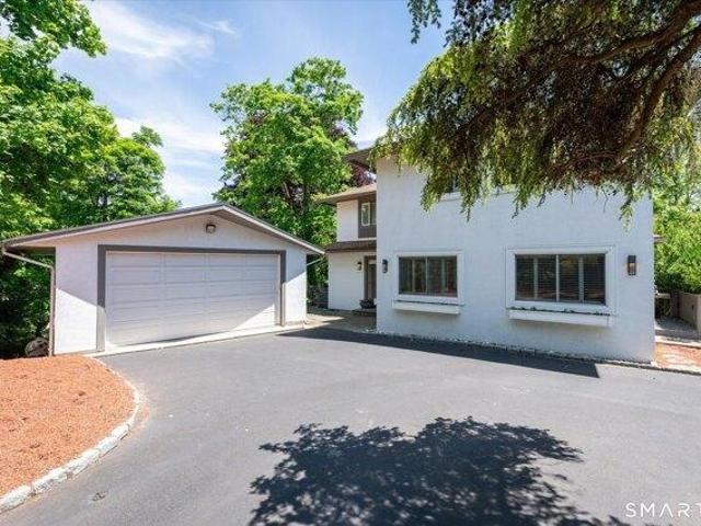 House for sale in Cos Cob, Connecticut